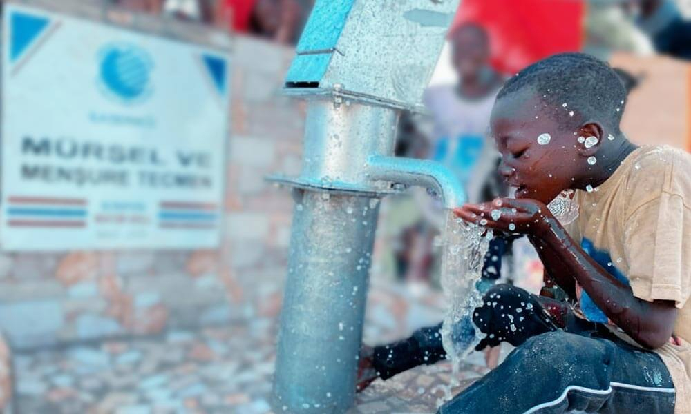 Wasserbrunnen Projekt Afrika